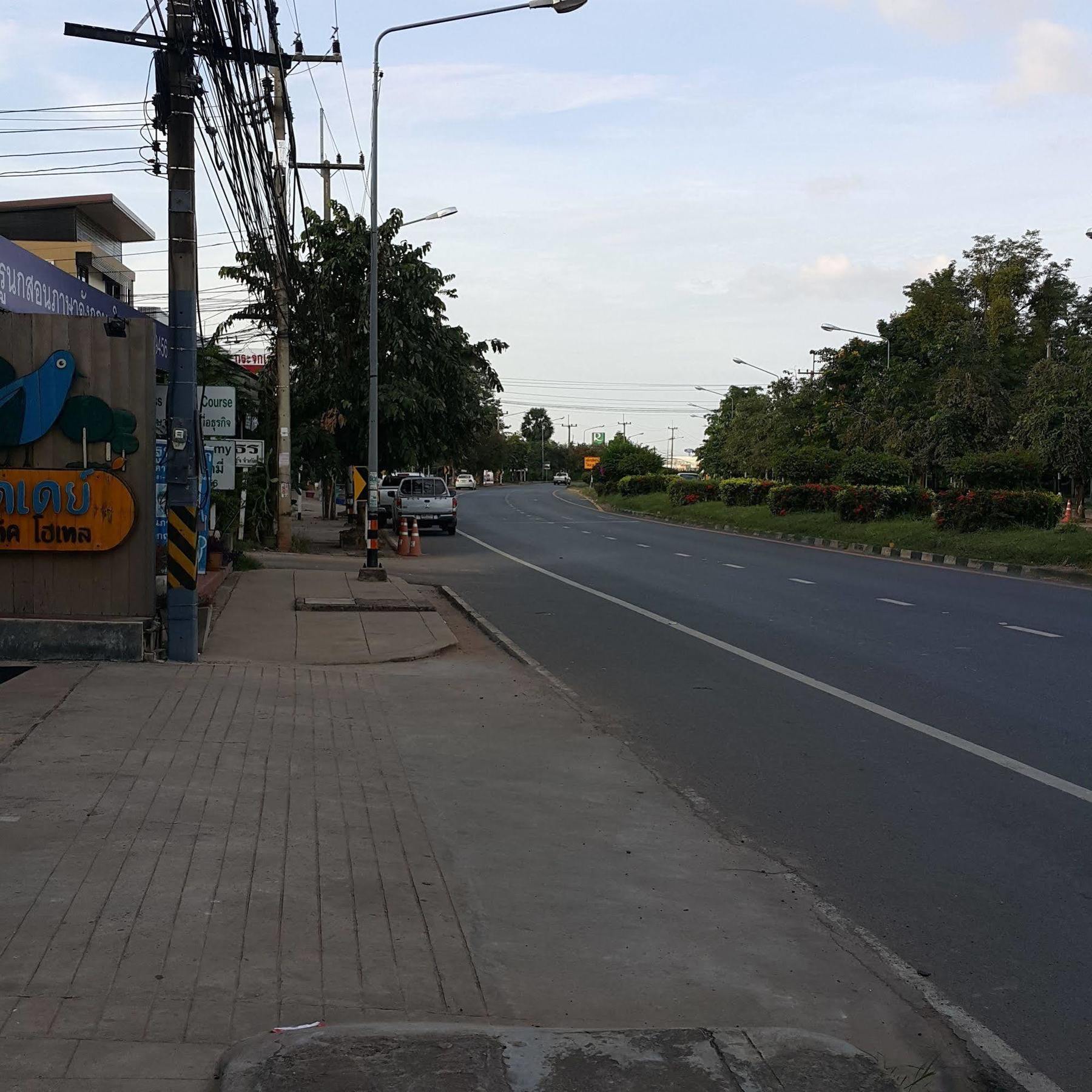 Bird Day Boutique Hotel Mukdahan Extérieur photo